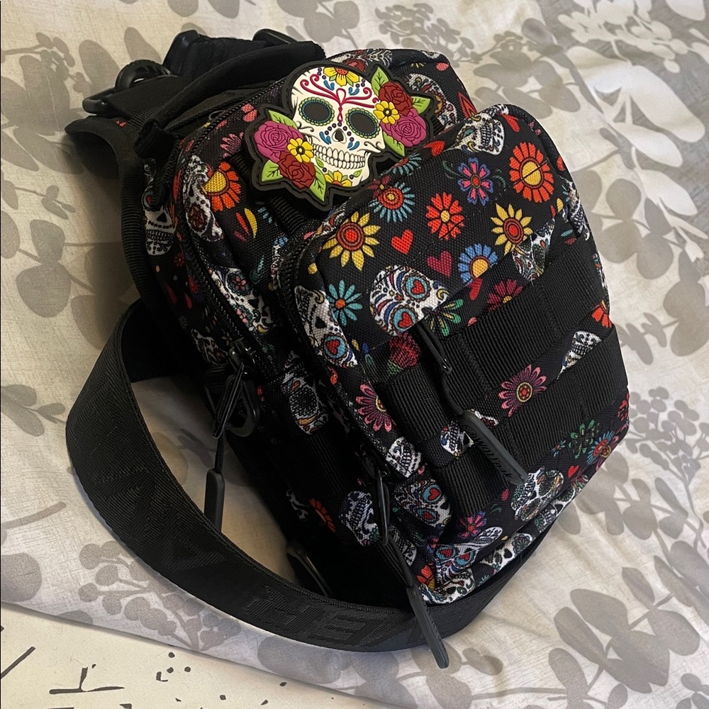 Floral Skull Patterned Backpack - Picture 5 of 5
